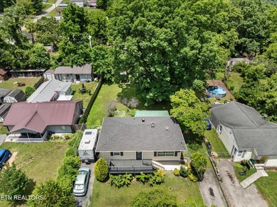 Check out this beautiful 2 bedroom, 1 bathroom home in - photo 26