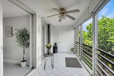 Beautifully renovated 2BR/2BA condo in Boca Raton's 55+ Barwood - photo 26
