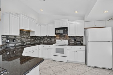 This beautifully maintained 3 bedroom, 2 bathroom home blends - photo 10