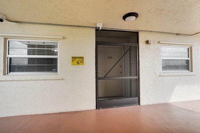 Beautifully renovated 2BR/2BA condo in Boca Raton's 55+ Barwood - photo 39