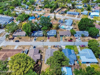 This charming 2-bedroom, 1-bath concrete block home is a rare - photo 50