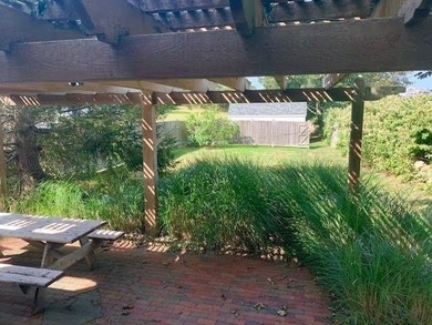 *Lawrence House* Sweet iconic Farmhouse with gorgeous views of - photo 12