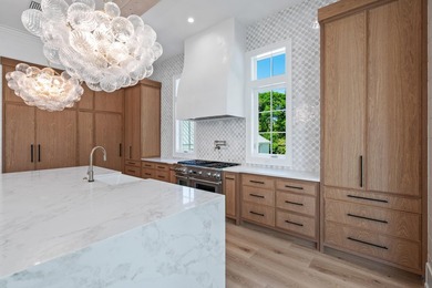 Fantastic opportunity to own this newly completed, custom beach - photo 22