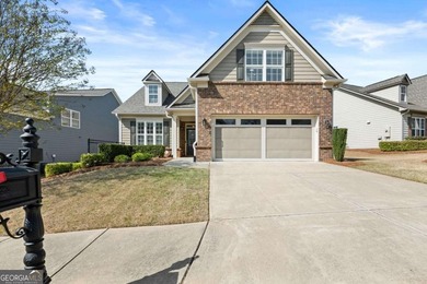 Extensively renovated in the past year with a new roof - photo 4