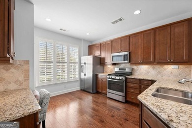 Extensively renovated in the past year with a new roof - photo 9