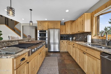 270 degrees panoramic views, 1.34 private acres, and a layout - photo 8