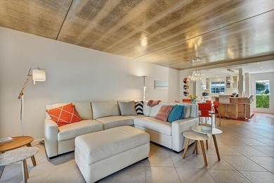 Welcome to paradise on Singer Island, where coastal luxury meets - photo 11