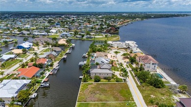 Picture stepping from your backyard onto your boat and reaching - photo 8