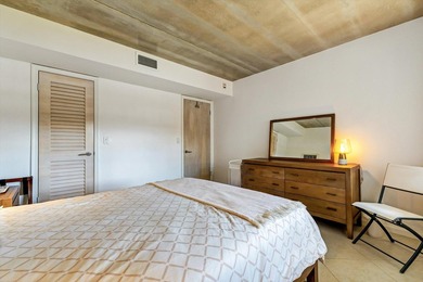 Welcome to paradise on Singer Island, where coastal luxury meets - photo 19