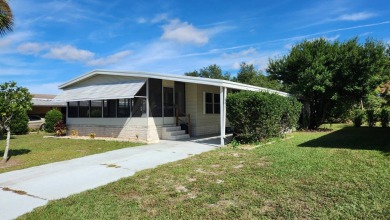 (private lake, pond, creek) Home For Sale in Oviedo Florida
