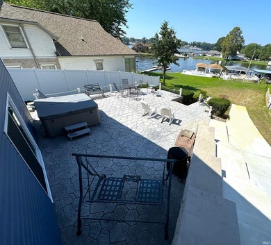 LAKE LIFE FRIENDLY UPDATES & SPACE ALL OVER THIS PLACE! The - photo 3