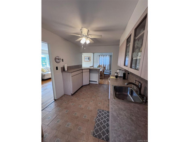 73 Cherokee Avenue -West Islip, NY 11795. 4 Bedroom High Ranch - photo 8