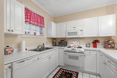 Beautiful first floor 2 bedroom, 2 bath condo located in the - photo 11
