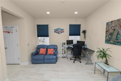 Welcome to this beautifully upgraded 3 bedroom, 3 bathroom end - photo 15