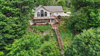 Enjoy year-round views of White Lake from this spacious - photo 22