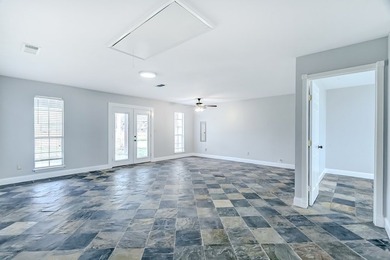 Prime lakefront retreat on Sam Rayburn offering over 2 acres and - photo 23