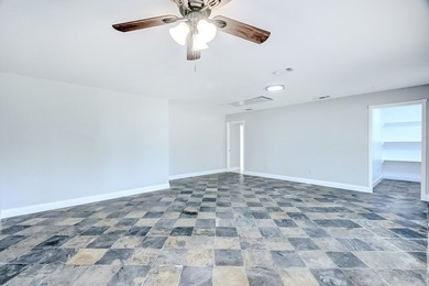 Prime lakefront retreat on Sam Rayburn offering over 2 acres and - photo 24