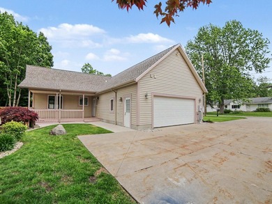 Enjoy year-round views of White Lake from this spacious - photo 26