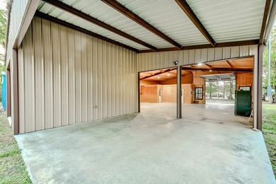 Prime lakefront retreat on Sam Rayburn offering over 2 acres and - photo 30