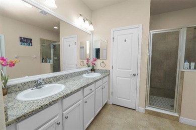 Welcome to this beautifully upgraded 3 bedroom, 3 bathroom end - photo 34