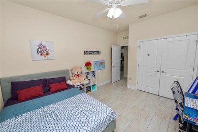 Welcome to this beautifully upgraded 3 bedroom, 3 bathroom end - photo 42