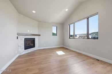 Set on a quiet cul-de-sac in Coyote Creek, Tabernash, this - photo 10