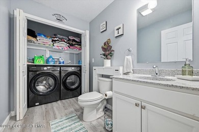 4 Bedrooms | 2.5 Bathrooms | Over 3,500 Sq. Ft. (Including - photo 14