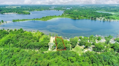 Kuhn Lake Lot For Sale in Pierceton Indiana