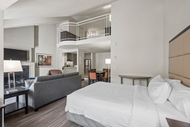 *** HILTON #454 *** Do you dream of living directly on the