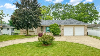 Lake Home Sale Pending in Jackson, Michigan
