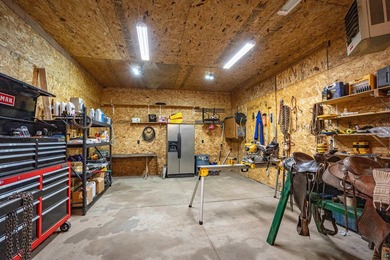 Horse lovers, your dream property has arrived! Nestled on 76.06 - photo 7