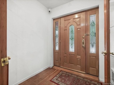 Beautifully maintained 1950 solid-brick single-family home - photo 5