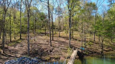 Discover the perfect lakeside retreat with this stunning 94 feet - photo 4