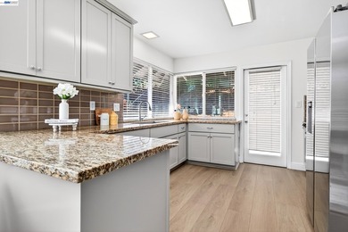 Perfect opportunity to own in the prestigious Parkridge Estates - photo 8