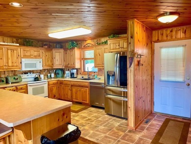 Beautiful 3BR/3BA townhome at Izatys overlooking signature Hole - photo 3