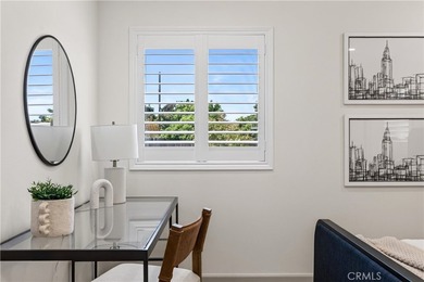 Discover this beautifully remodeled 3-bedroom, 2-bathroom gem in - photo 16