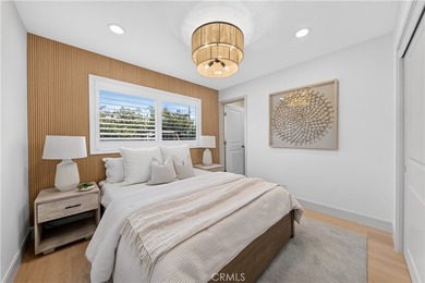 Discover this beautifully remodeled 3-bedroom, 2-bathroom gem in - photo 20