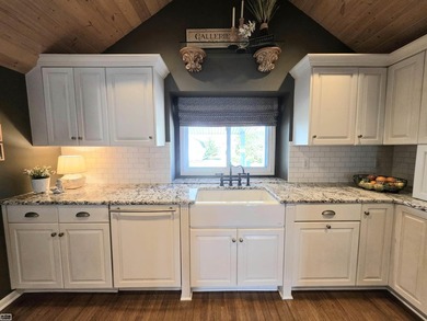 Welcome to a once-in-a-lifetime opportunity in the prestigious - photo 21