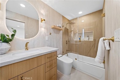 Discover this beautifully remodeled 3-bedroom, 2-bathroom gem in - photo 21