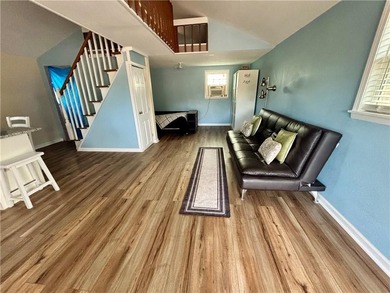 Discover your peaceful getaway at this beautiful new lake house! - photo 23