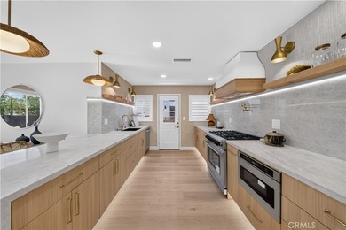 Discover this beautifully remodeled 3-bedroom, 2-bathroom gem in - photo 29