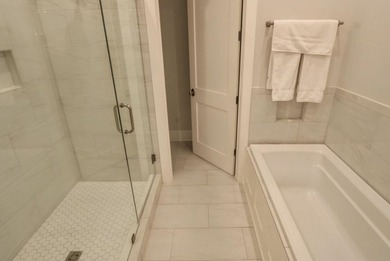 New Construction! Built just two years ago, this fully furnished - photo 10
