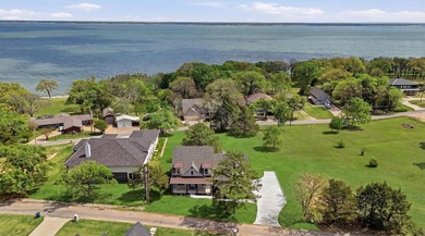 What is New at the Lake, Brand Newly Built Custom Home in - photo 3