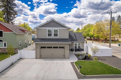 Lake Home For Sale in Coeur d Alene, Idaho