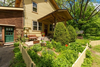 Lake Home For Sale in Fenton, Michigan