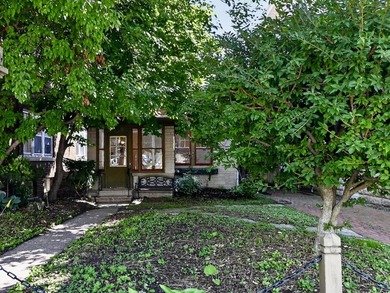 Additional listing photo 1
