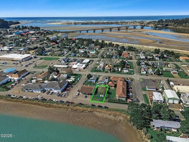 Unobstructed water view C-2 retail/ commercial- zoned. /mixed - photo 1