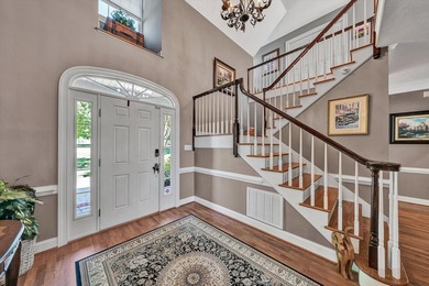 Stunning Lakefront Contemporary  Designed for comfortable - photo 10