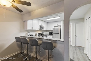No HOA or CDD and ready to move in. This townhome has vinyl - photo 4
