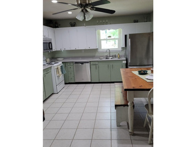 Welcome to your ideal lake getaway or permanent retreat! This - photo 5